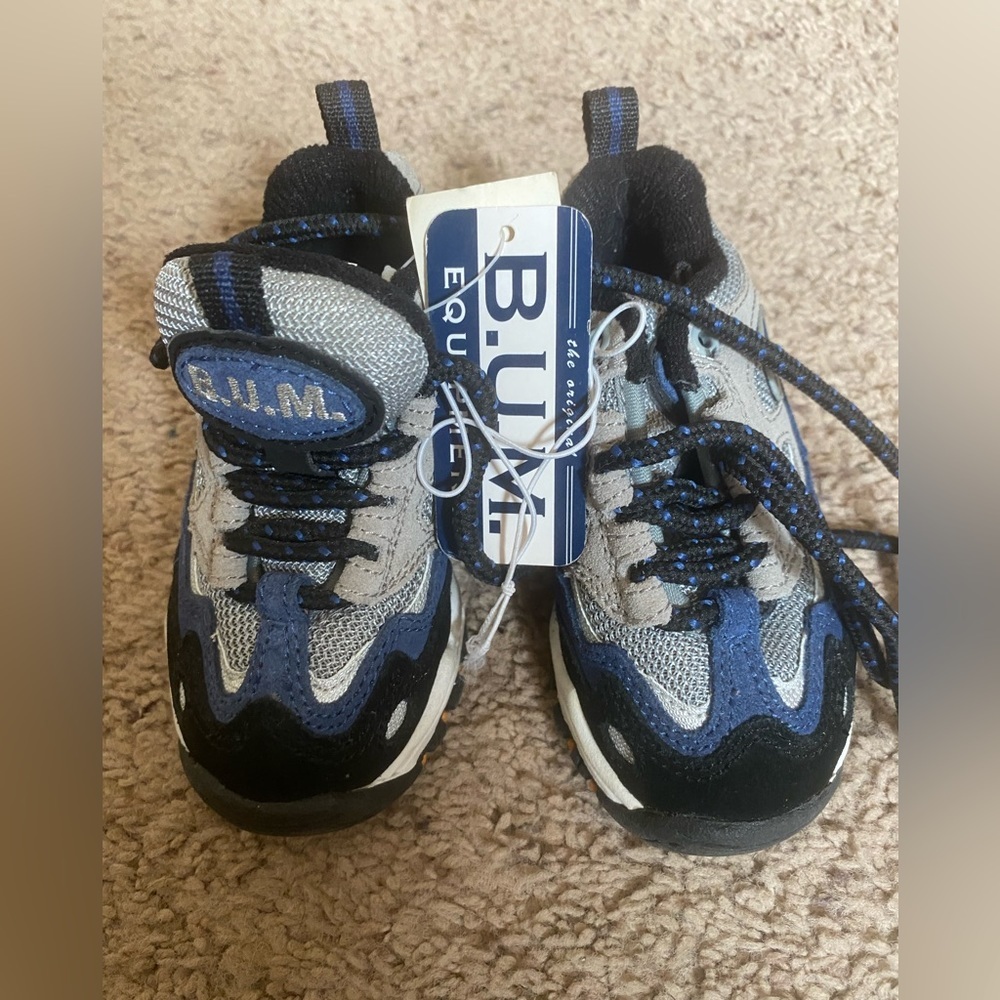 Baby Boys B.U.M. Tennis Shoes Size 6.5